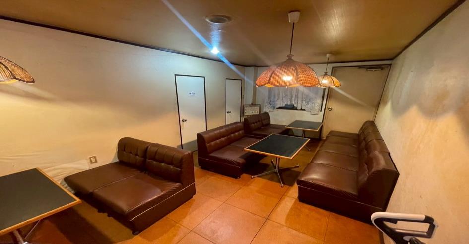 【板橋区志村坂上 居抜き物件】駅徒歩4分／1階角地16坪カフェ居抜き／初期費用70万円以下で飲食店開業可能